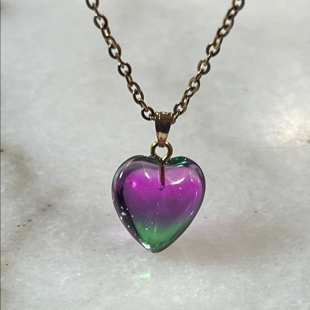 Gold Necklace with Vibrant Heart Pendant - Picture 1 of 6